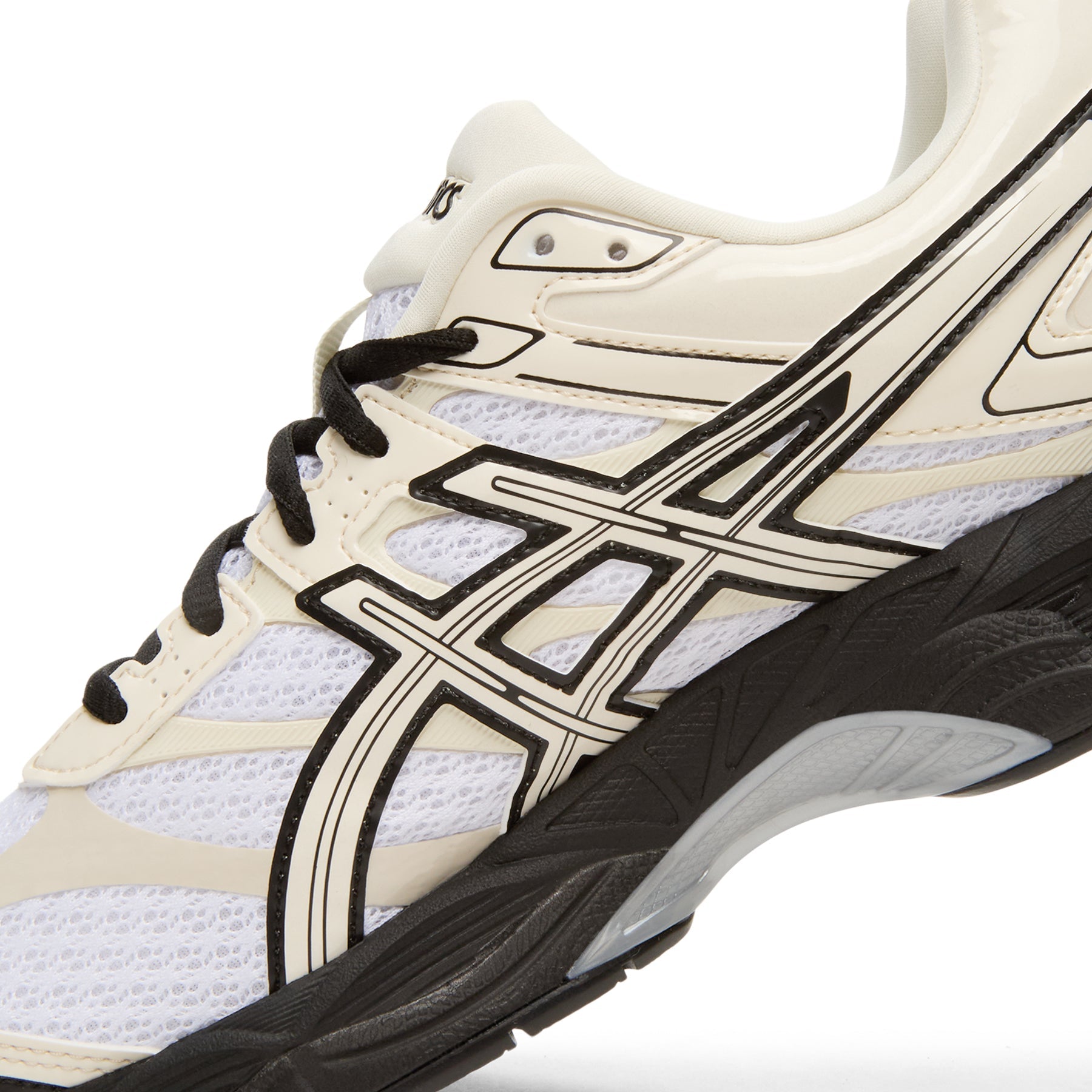 Asics Gel-Cumulus 16 (White/Cream)