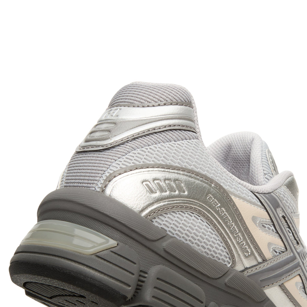 Asics Gel-Stratus Mc (Concrete/Carbon)