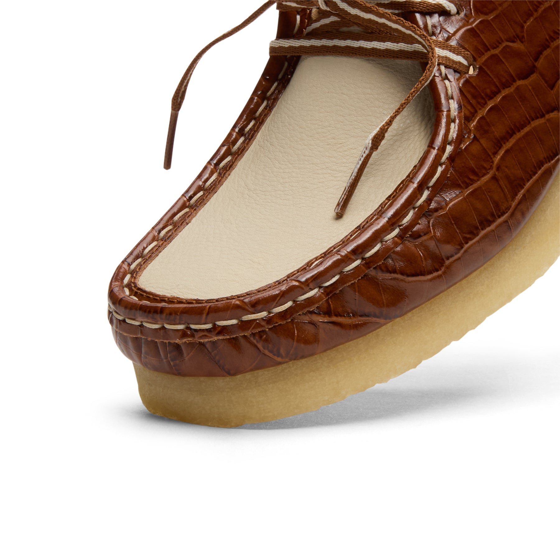 Clarks Wallabee (Tan Interest)