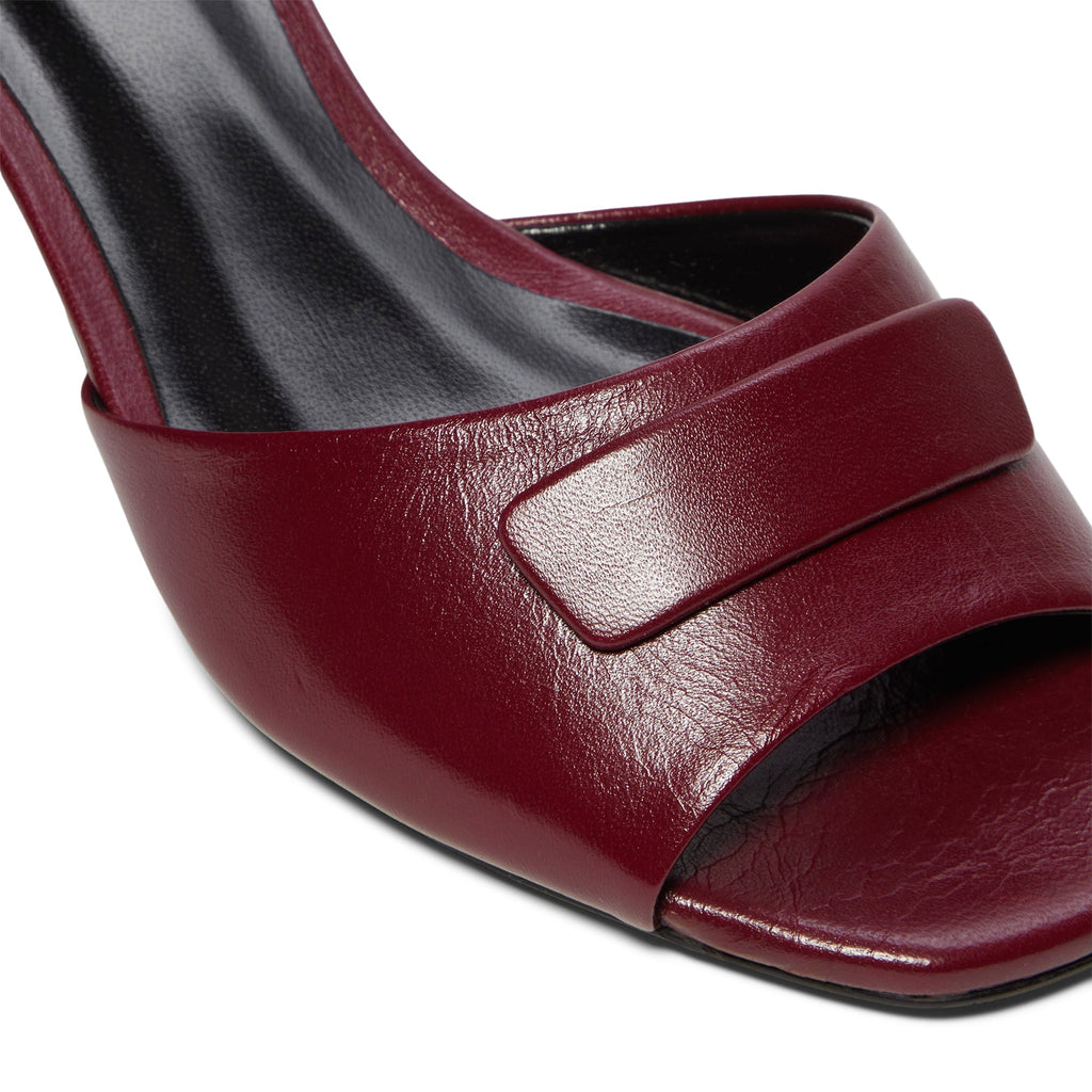 Jude Taina Mule (Bordeaux Leather)