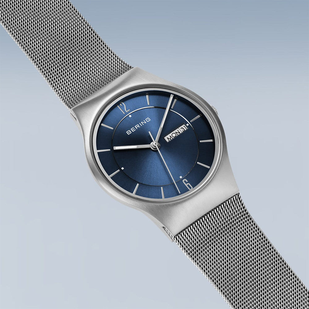 Bering Day Date Classic | silber gebürstet | 11938-003DD