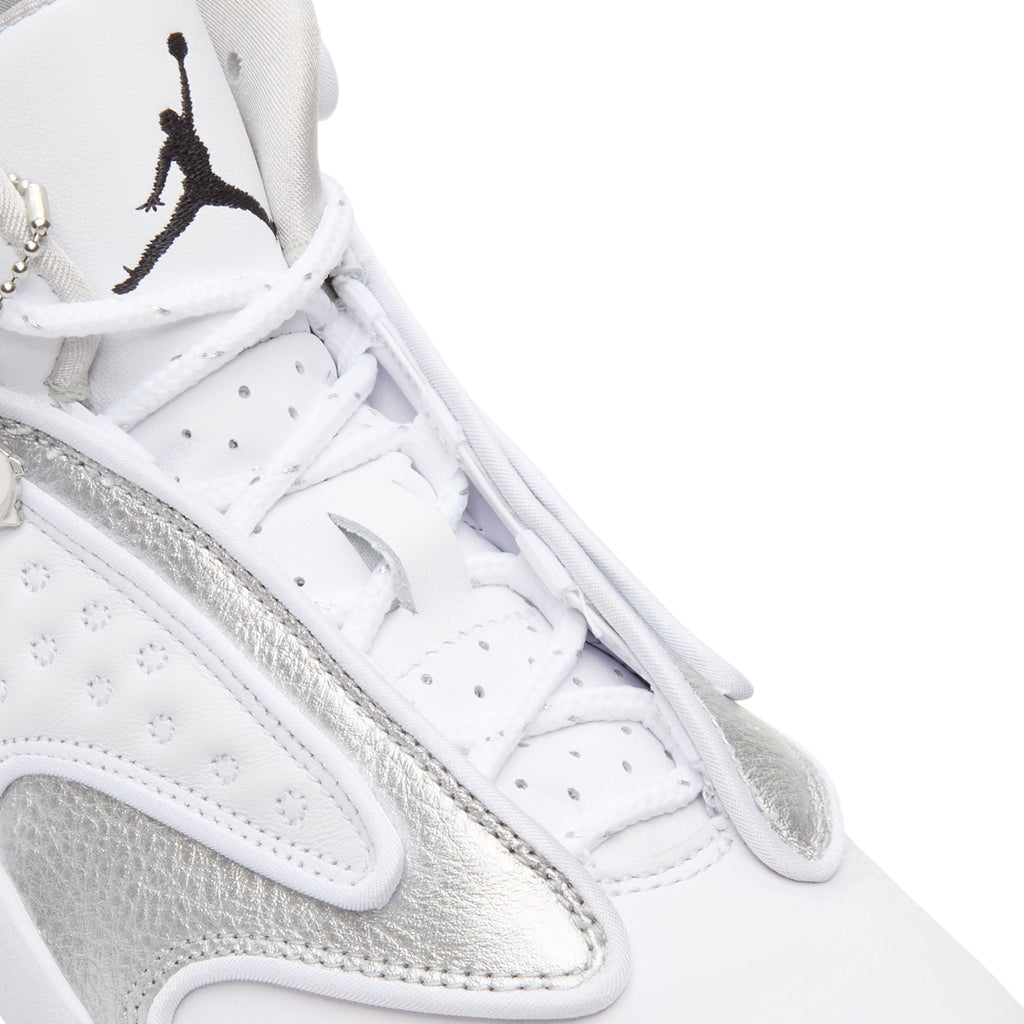 Air Jordan OG (White/Metallic Silver-Black)