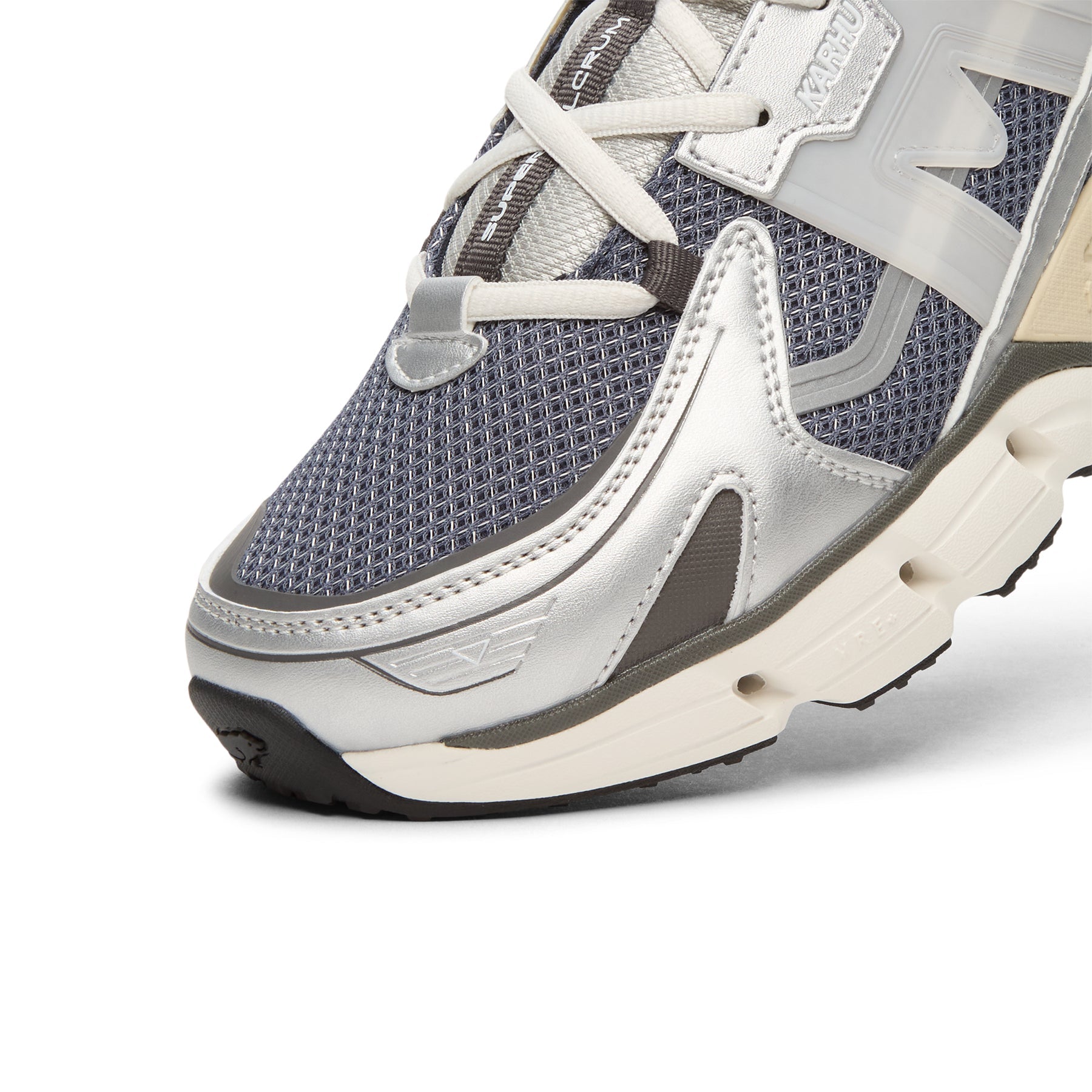 Karhu Super Fulcrum (Silver / Vintage Indigo)