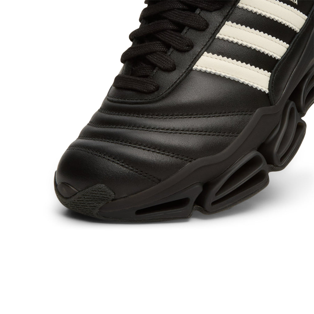 adidas Chavarria Megaride WC (Core Black/Off White/Core Black)