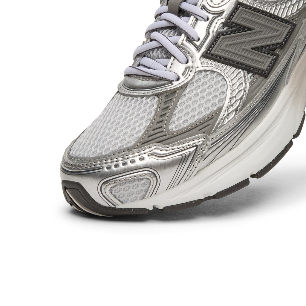 New Balance 2010 (Black Silver Metallic)