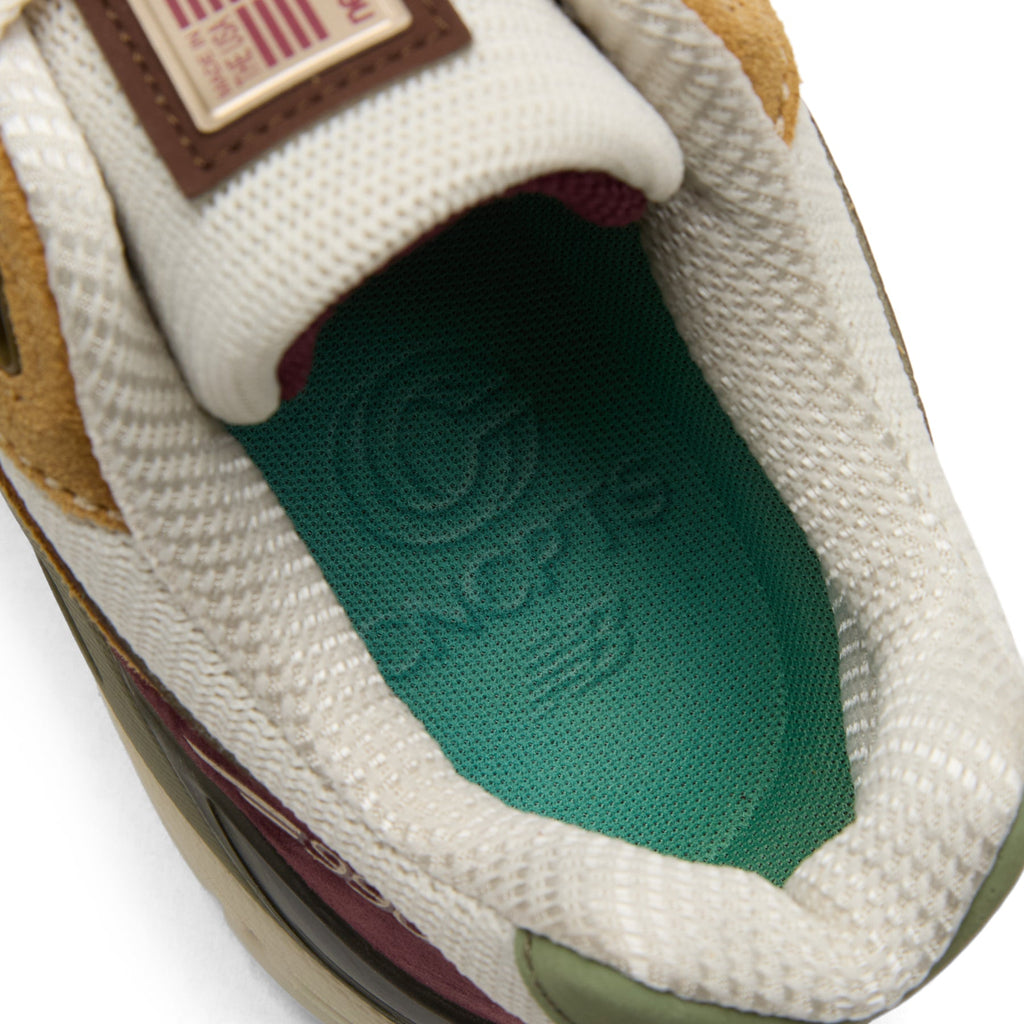 CNCPTS x New Balance 990v4 “Patina" (Pumpernickel/Dark Olivine)