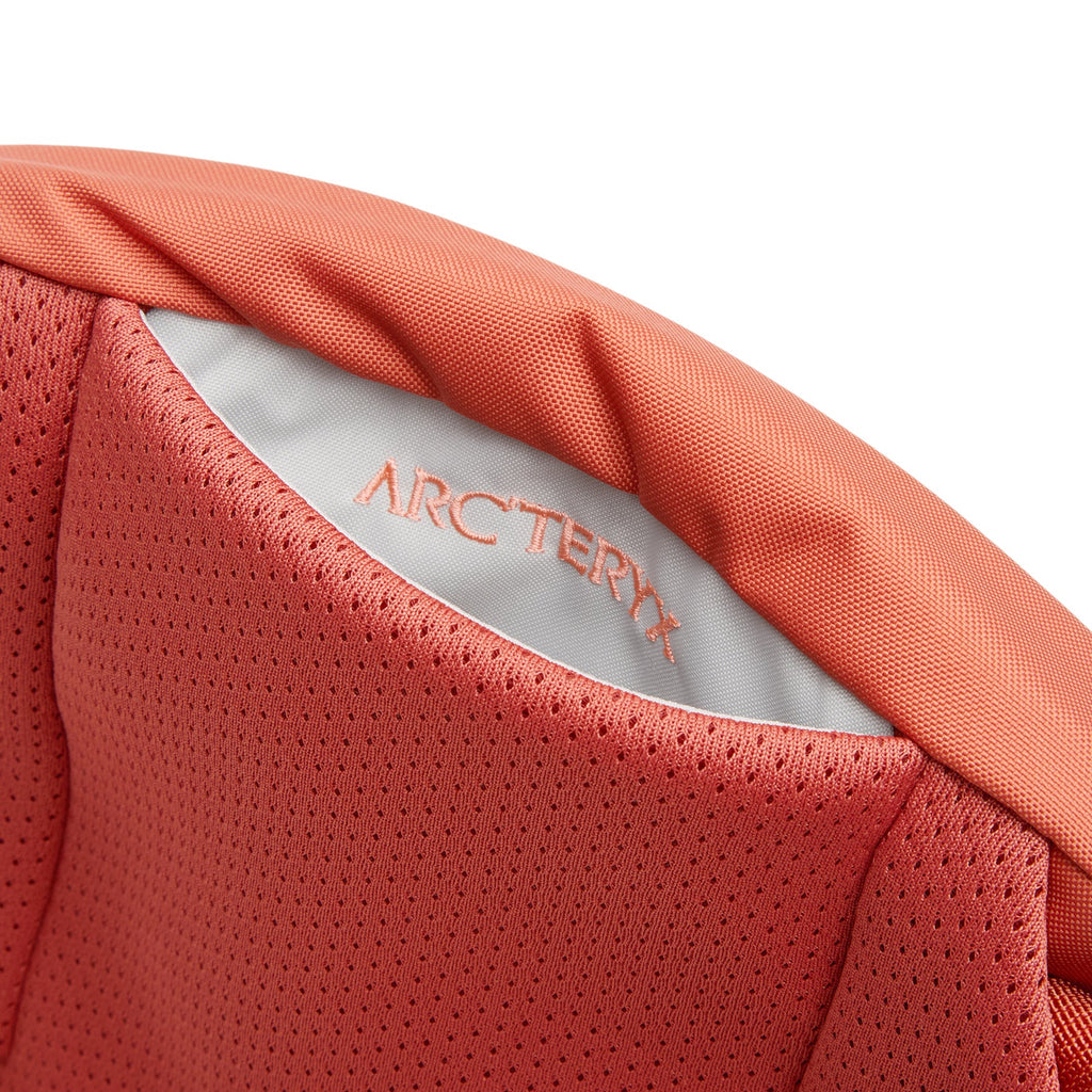 Arc'teryx Mantis 2 Waist Pack (Stone Red)