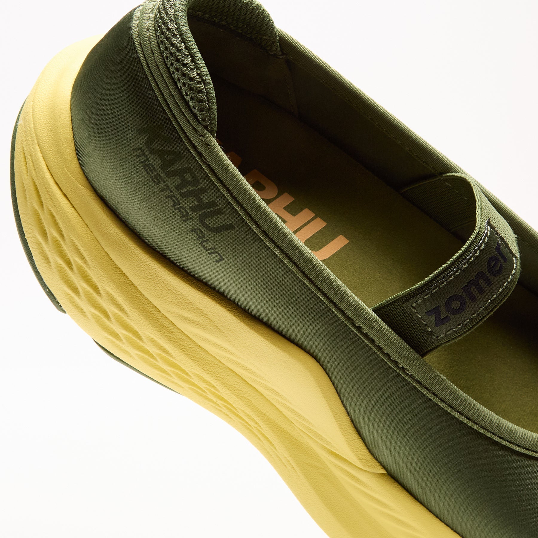 Karhu Mestari Kesa Run (Cedar Green / Limelight)